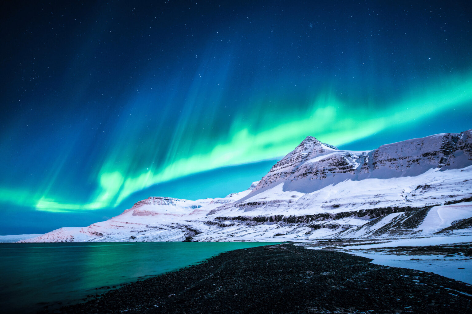 Northern-Lights-of-Iceland
