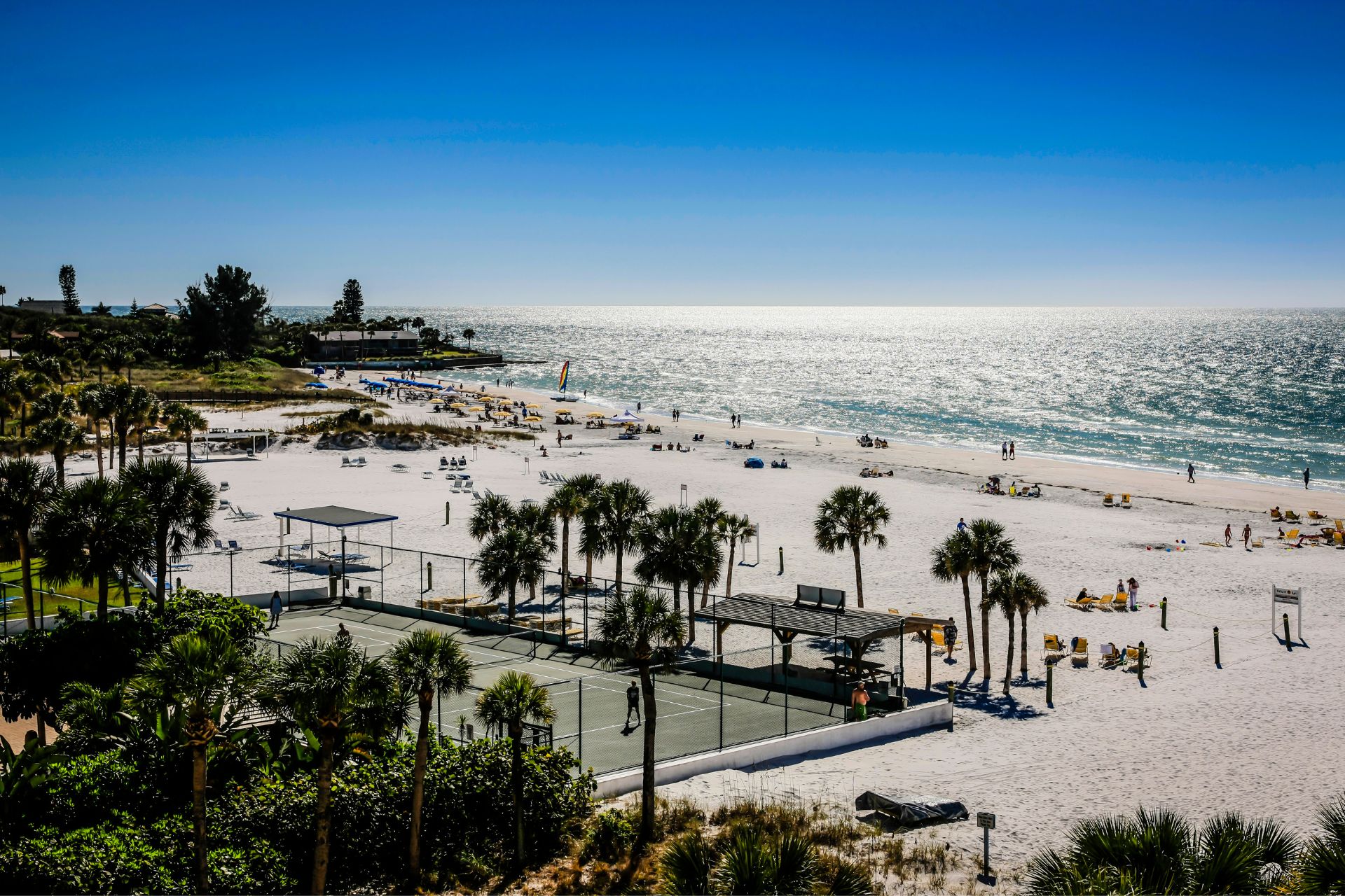 View of Siesta Key beach in Sarasota Florida ©Getty Images