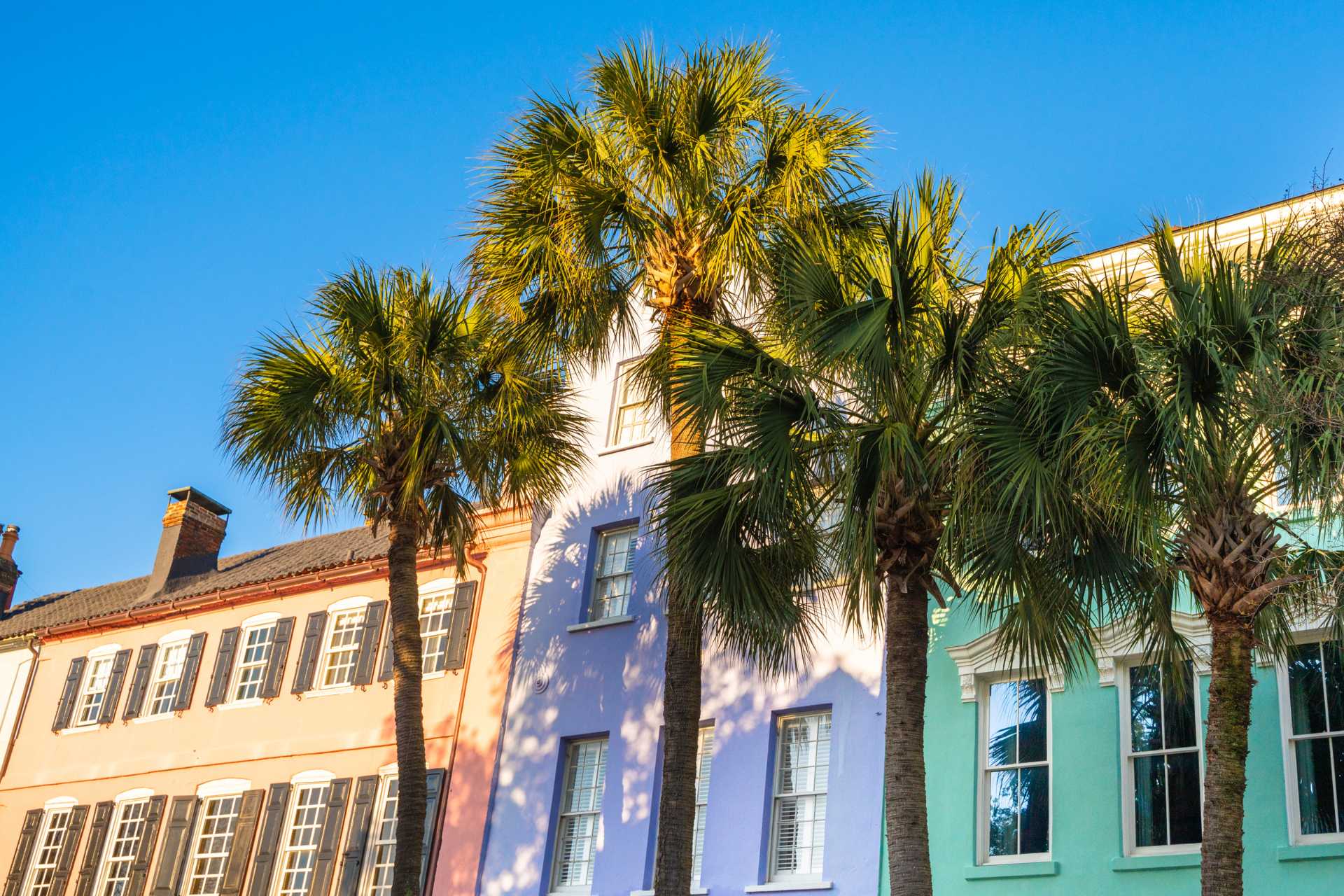 Historic Rainbow Row Charleston SC ©Getty Images