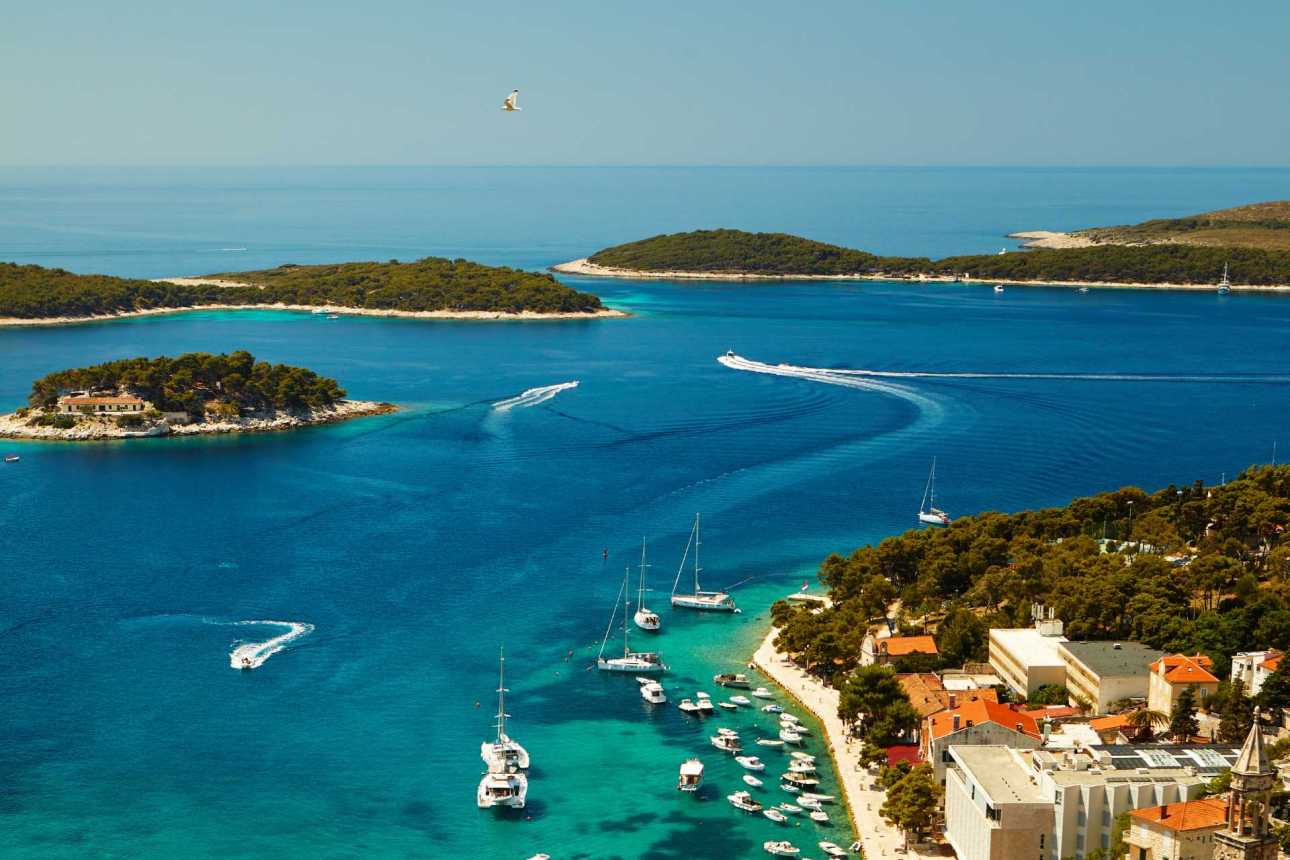 Sailing the Croatian Archipelago